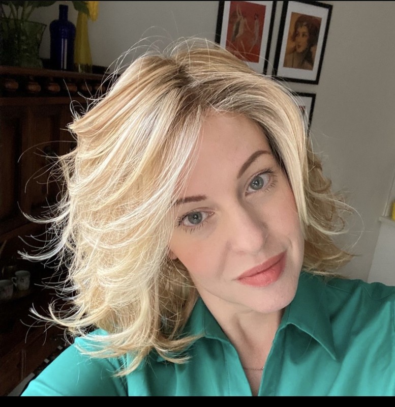  Acheter une perruque de classe, deux sur La Ciotat, complètement remboursé par la sécurité sociale